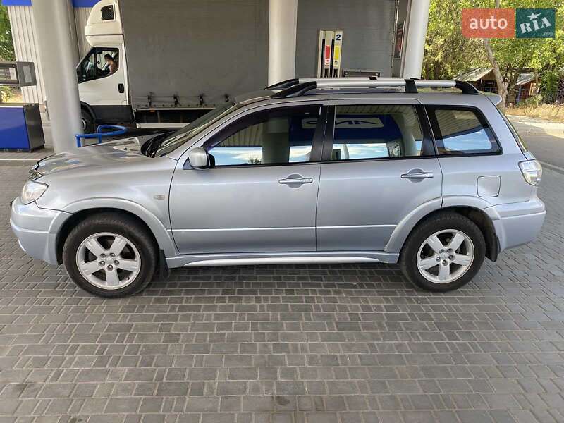 Внедорожник / Кроссовер Mitsubishi Outlander 2008 в Николаеве