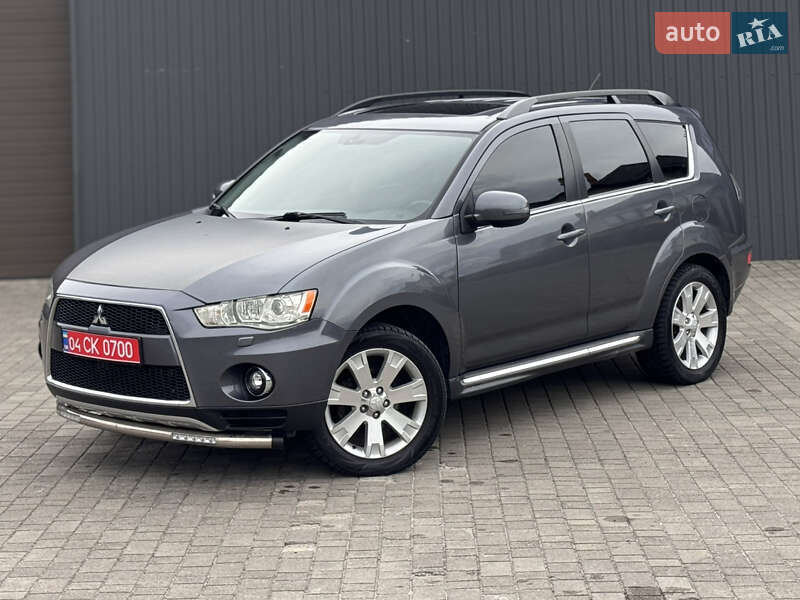 Внедорожник / Кроссовер Mitsubishi Outlander 2010 в 