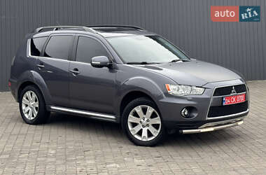 Внедорожник / Кроссовер Mitsubishi Outlander 2010 в 