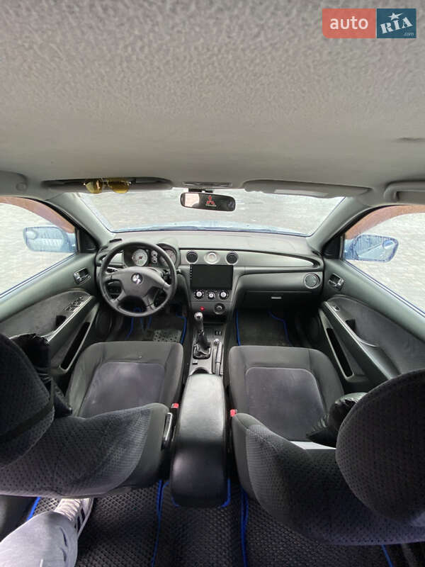 Внедорожник / Кроссовер Mitsubishi Outlander 2006 в Новояворовске