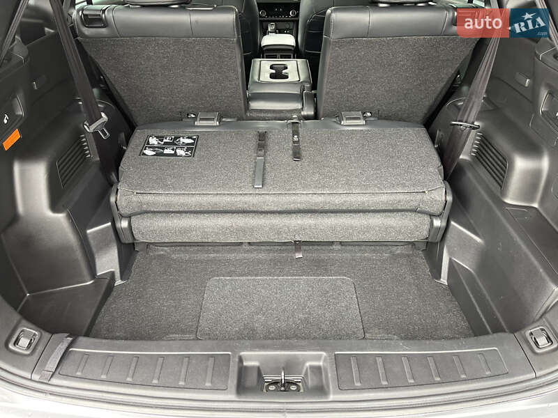 Внедорожник / Кроссовер Mitsubishi Outlander 2023 в Львове