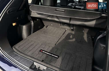 Внедорожник / Кроссовер Mitsubishi Outlander 2022 в 