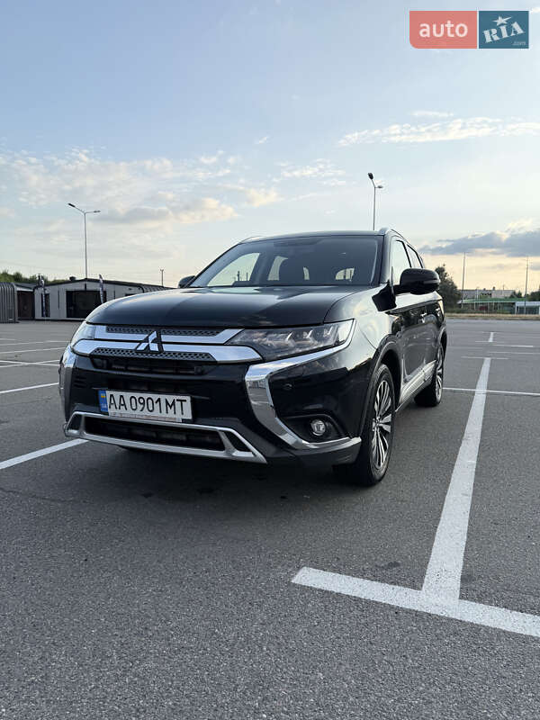 Mitsubishi Outlander 2018
