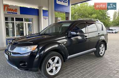 Внедорожник / Кроссовер Mitsubishi Outlander 2008 в 