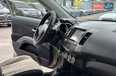 Внедорожник / Кроссовер Mitsubishi Outlander 2009 в Харькове