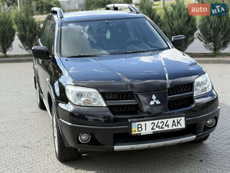 Внедорожник / Кроссовер Mitsubishi Outlander 2007 в Полтаве