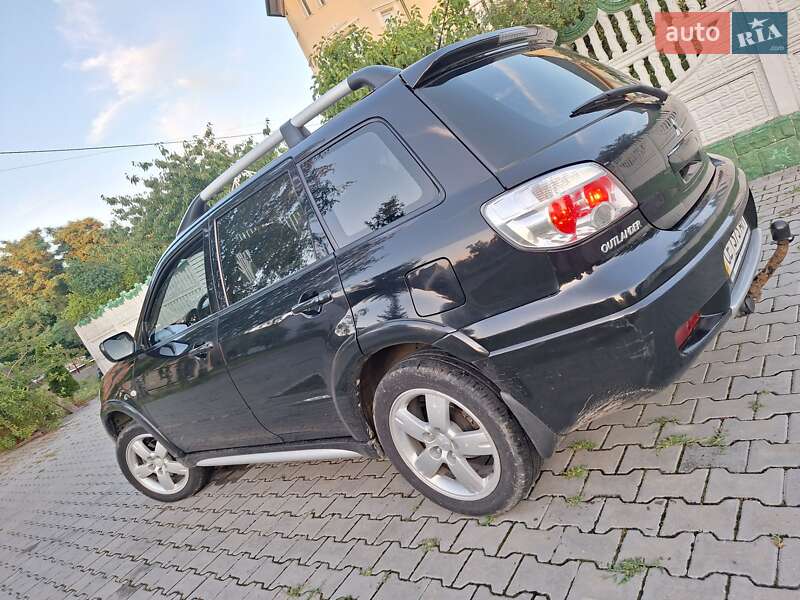 Внедорожник / Кроссовер Mitsubishi Outlander 2008 в Черновцах