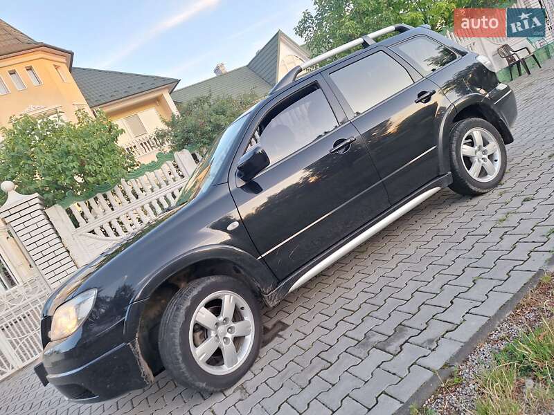 Внедорожник / Кроссовер Mitsubishi Outlander 2008 в Черновцах