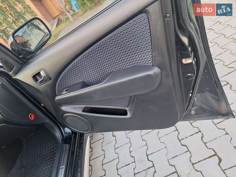 Внедорожник / Кроссовер Mitsubishi Outlander 2008 в Черновцах