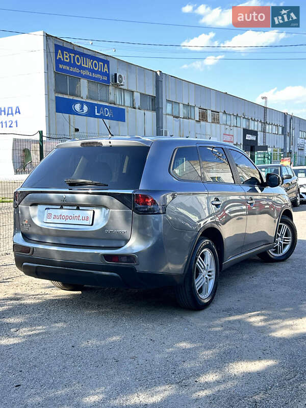 Внедорожник / Кроссовер Mitsubishi Outlander 2014 в Сумах