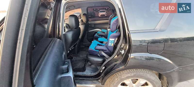 Позашляховик / Кросовер Mitsubishi Outlander 2012 в Львові