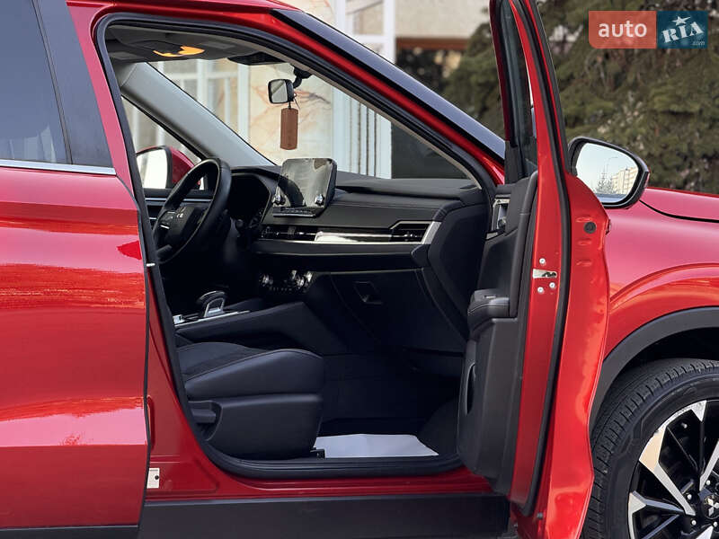 Позашляховик / Кросовер Mitsubishi Outlander 2021 в Тернополі