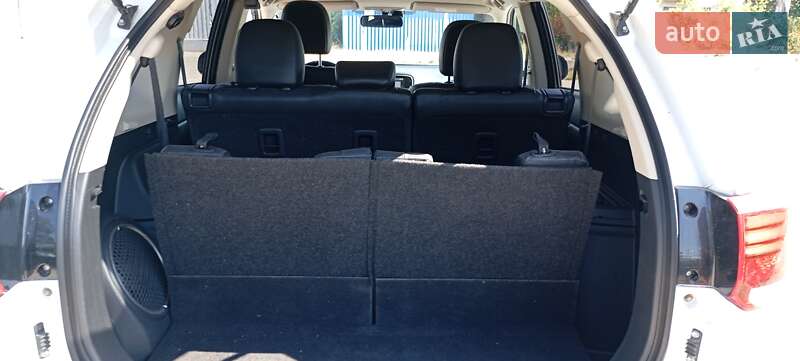 Позашляховик / Кросовер Mitsubishi Outlander 2014 в Апостоловому