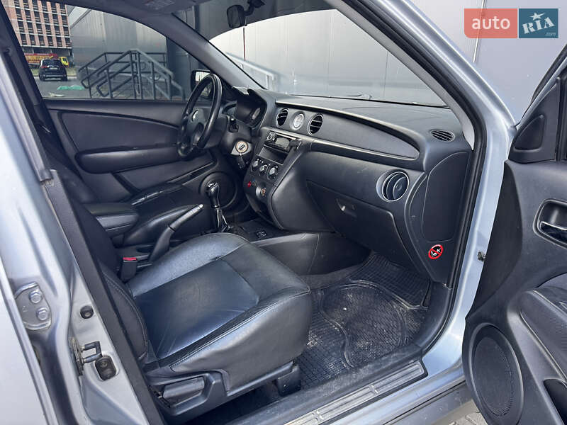 Внедорожник / Кроссовер Mitsubishi Outlander 2003 в Киеве