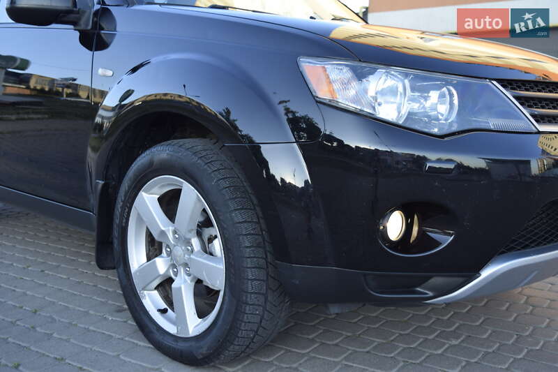 Внедорожник / Кроссовер Mitsubishi Outlander 2008 в Ивано-Франковске