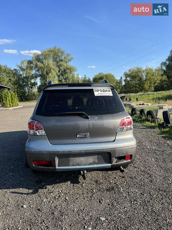 Внедорожник / Кроссовер Mitsubishi Outlander 2004 в Иванкове
