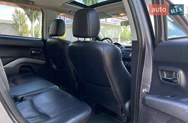 Внедорожник / Кроссовер Mitsubishi Outlander 2009 в 