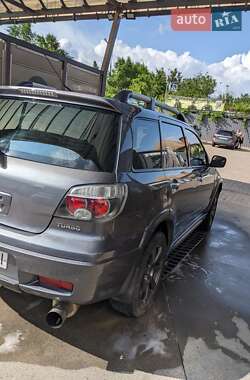 Внедорожник / Кроссовер Mitsubishi Outlander 2005 в  фото 31 Внедорожник / Кроссовер Mitsubishi Outlander 2005 в