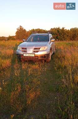 Позашляховик / Кросовер Mitsubishi Outlander 2005 в Ніжині
