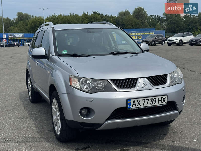 Mitsubishi Outlander 2008