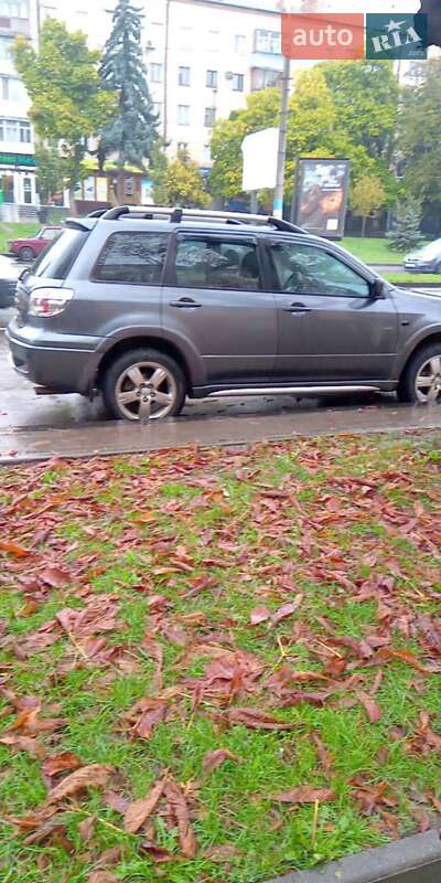 Внедорожник / Кроссовер Mitsubishi Outlander 2008 в Черновцах