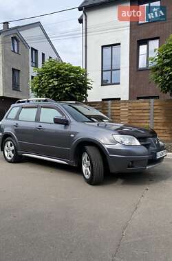 Позашляховик / Кросовер Mitsubishi Outlander 2007 в Києві