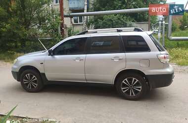 Внедорожник / Кроссовер Mitsubishi Outlander 2006 в 