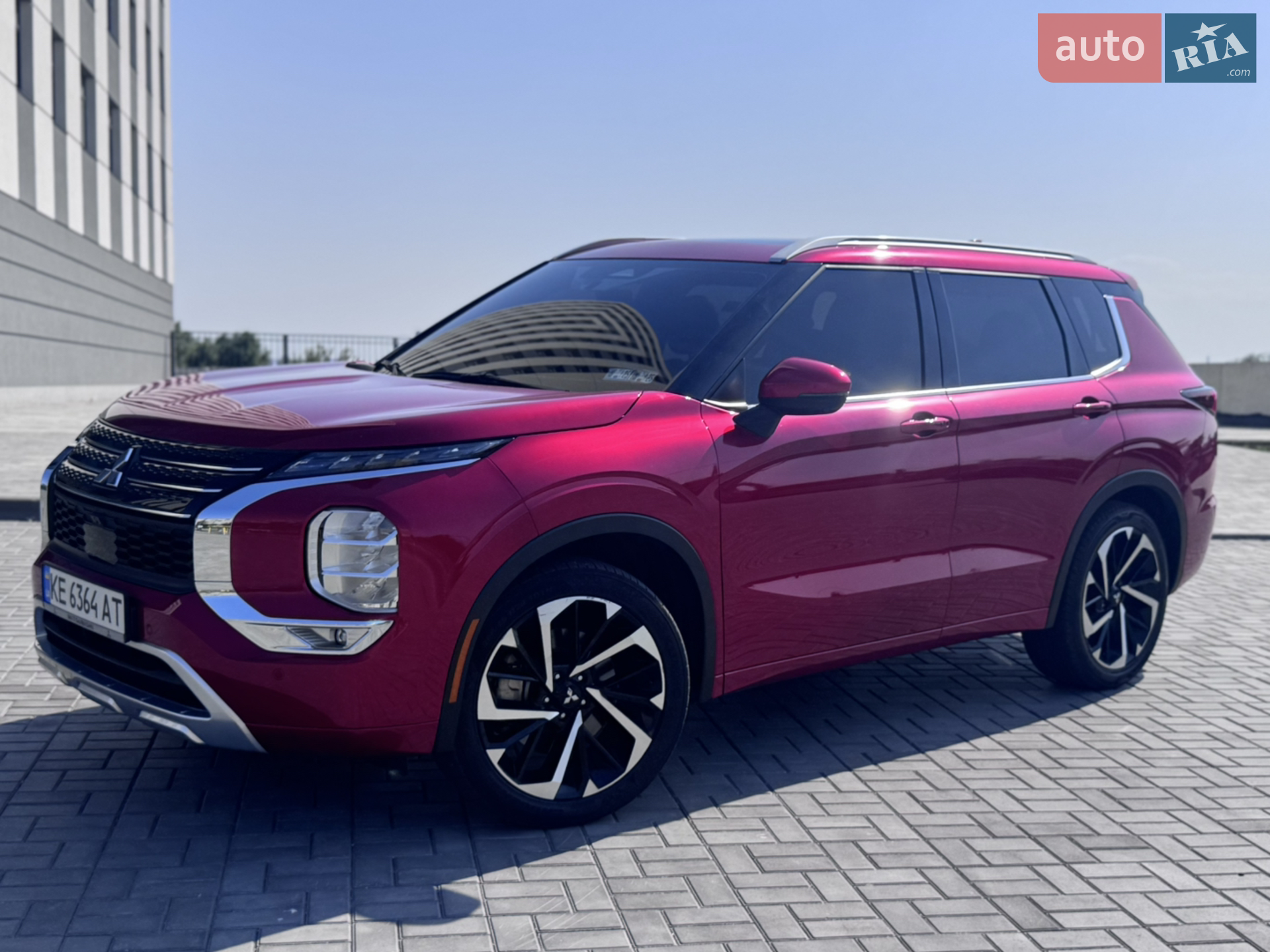 2022 Mitsubishi Outlander - мініатюра 2