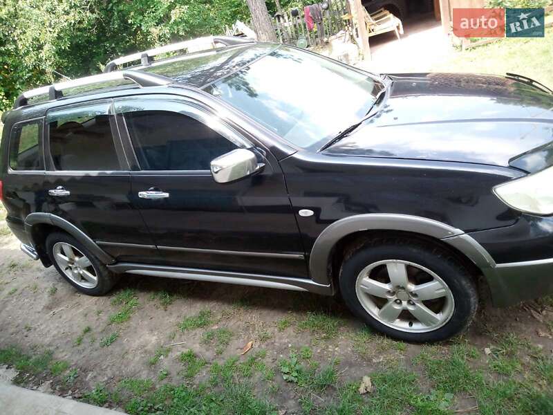 Mitsubishi Outlander 2005