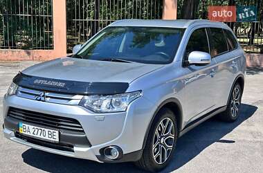 Внедорожник / Кроссовер Mitsubishi Outlander 2014 в Кропивницком