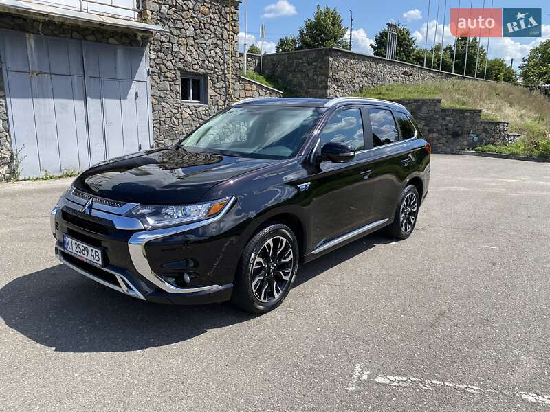 Позашляховик / Кросовер Mitsubishi Outlander 2018 в Білій Церкві