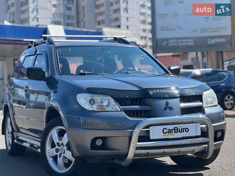Mitsubishi Outlander 2005