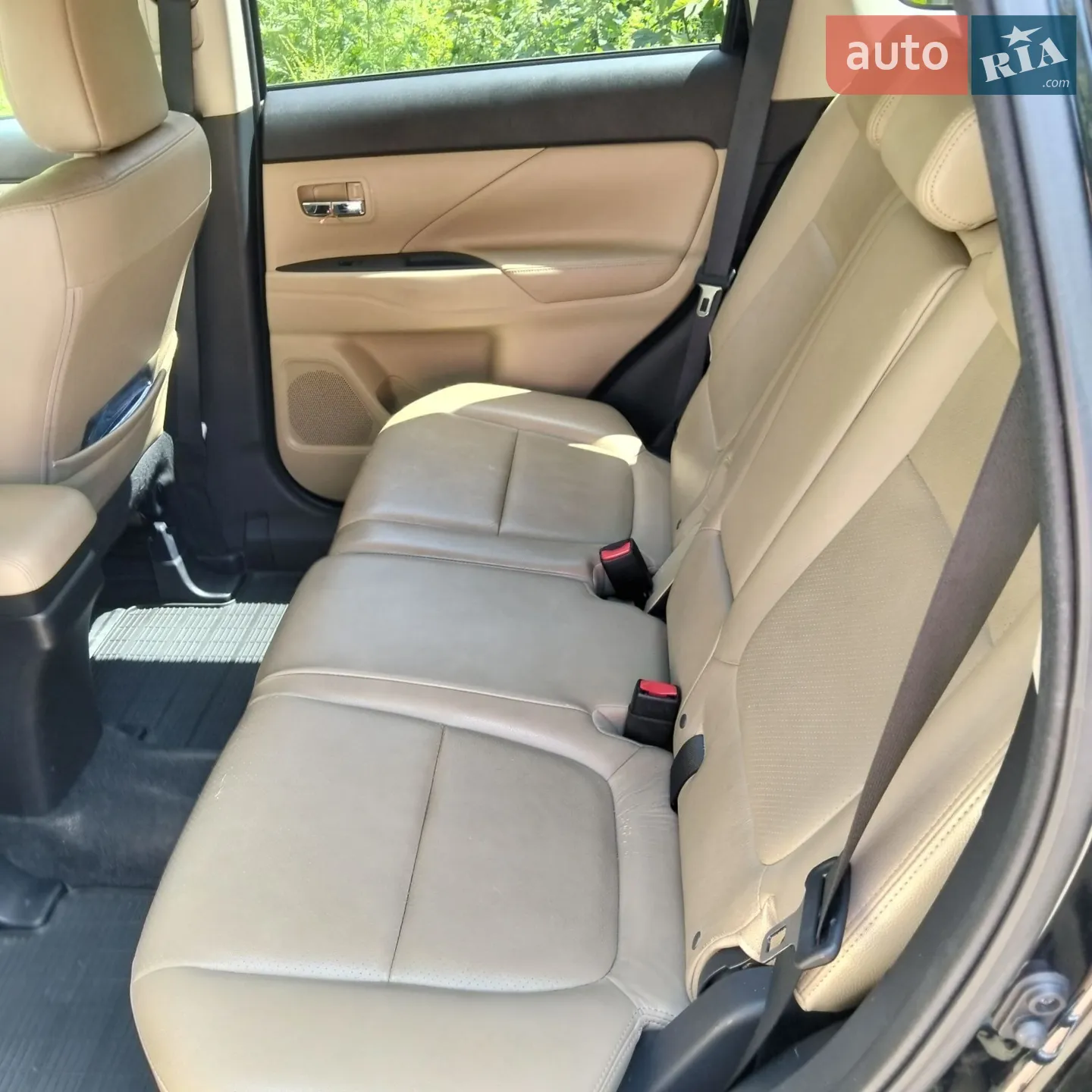 2013 Mitsubishi Outlander - мініатюра 11