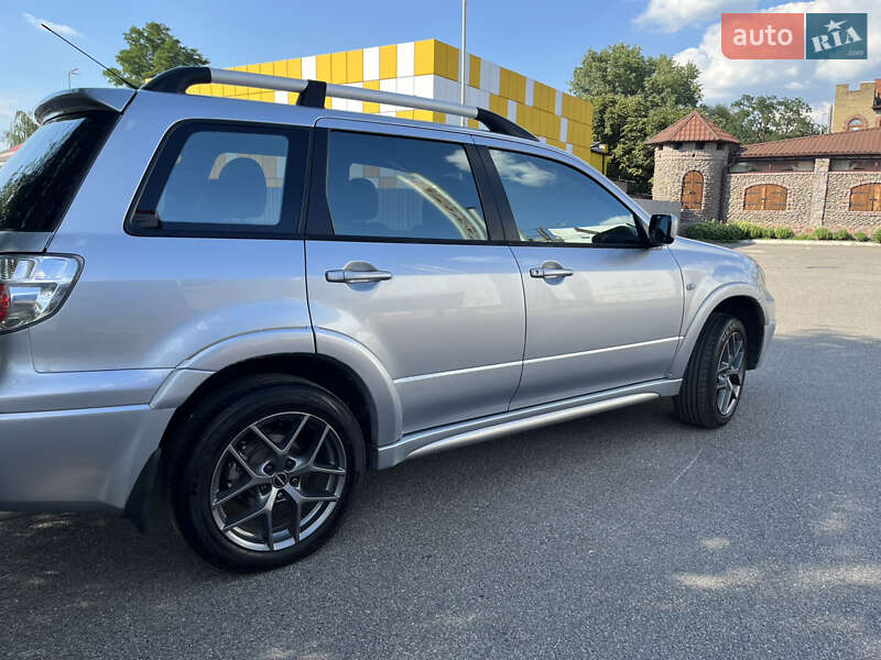 Внедорожник / Кроссовер Mitsubishi Outlander 2008 в Борисполе