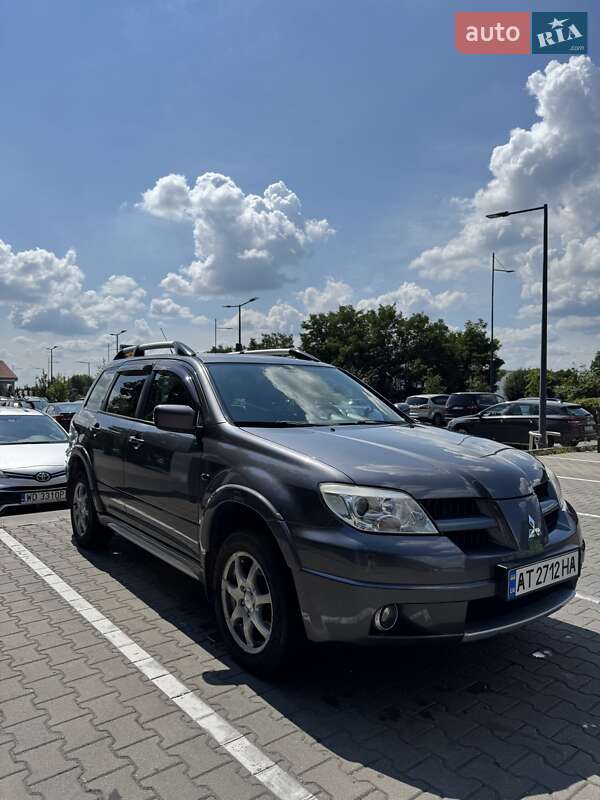 Mitsubishi Outlander 2009