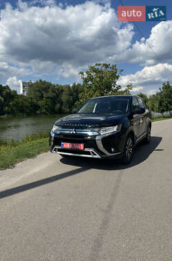 Позашляховик / Кросовер Mitsubishi Outlander 2020 в Білій Церкві