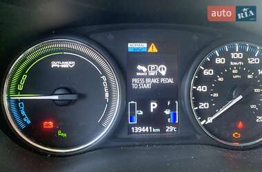Внедорожник / Кроссовер Mitsubishi Outlander 2018 в 
