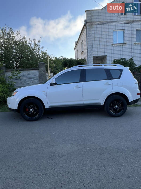 Внедорожник / Кроссовер Mitsubishi Outlander 2008 в Ладыжине фото 8 Внедорожник / Кроссовер Mitsubishi Outlander 2008 в Ладыжине