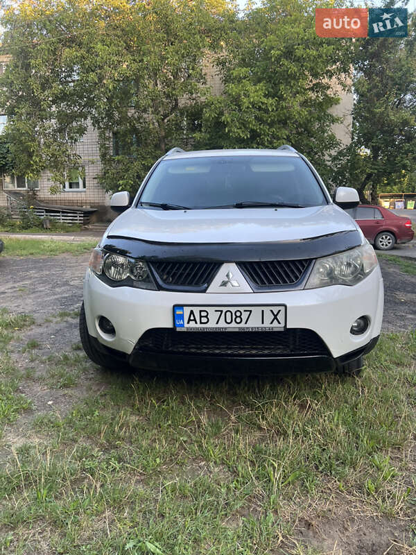 Внедорожник / Кроссовер Mitsubishi Outlander 2008 в Ладыжине фото 11 Внедорожник / Кроссовер Mitsubishi Outlander 2008 в Ладыжине