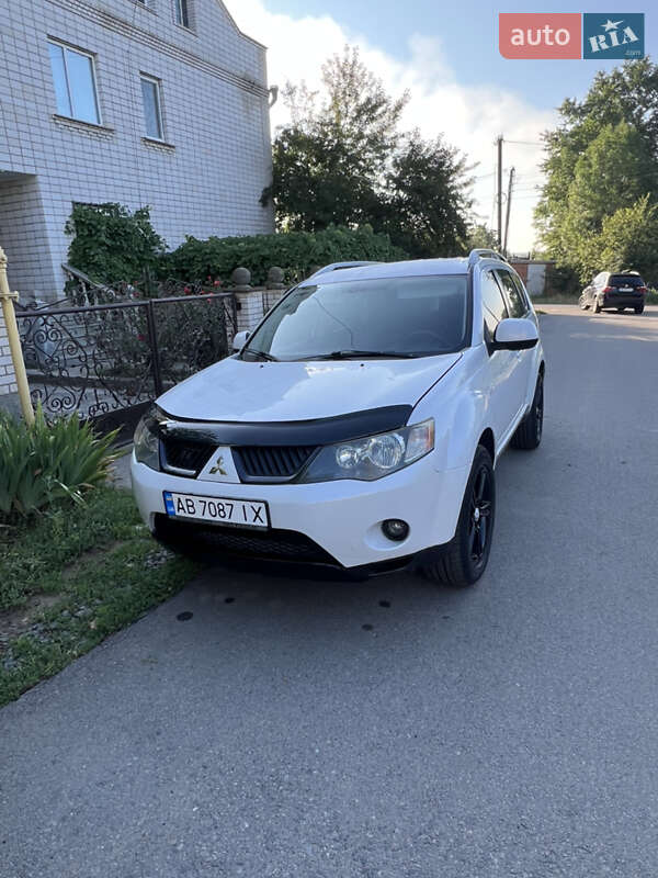 Внедорожник / Кроссовер Mitsubishi Outlander 2008 в Ладыжине фото 15 Внедорожник / Кроссовер Mitsubishi Outlander 2008 в Ладыжине