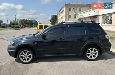 Внедорожник / Кроссовер Mitsubishi Outlander 2005 в 