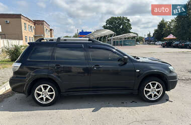 Внедорожник / Кроссовер Mitsubishi Outlander 2005 в 