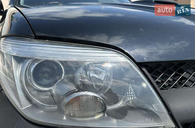 Внедорожник / Кроссовер Mitsubishi Outlander 2005 в 