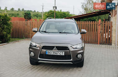 Позашляховик / Кросовер Mitsubishi Outlander 2011 в Бучачі