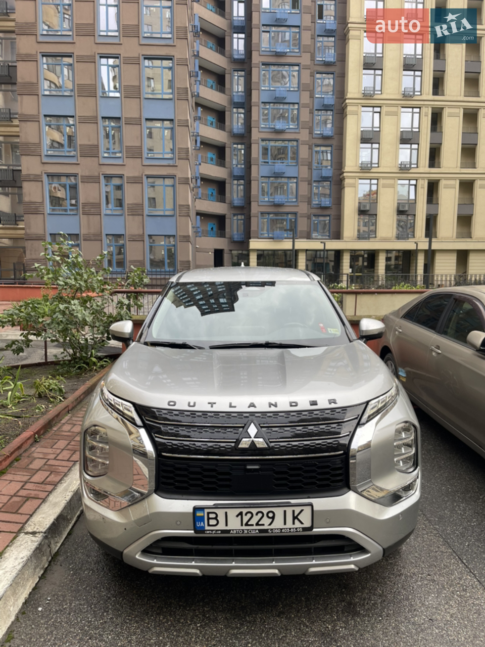 2020 Mitsubishi Outlander - мініатюра 14