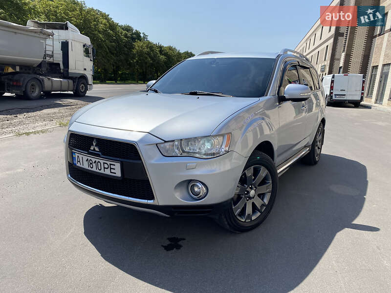 Mitsubishi Outlander 2010