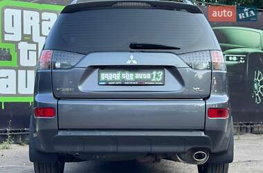 Внедорожник / Кроссовер Mitsubishi Outlander 2008 в 