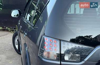 Внедорожник / Кроссовер Mitsubishi Outlander 2008 в 