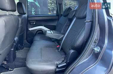 Внедорожник / Кроссовер Mitsubishi Outlander 2008 в 