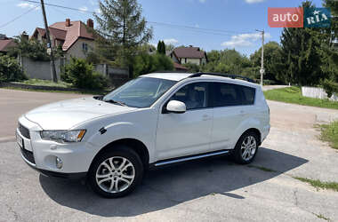 Позашляховик / Кросовер Mitsubishi Outlander 2012 в Житомирі